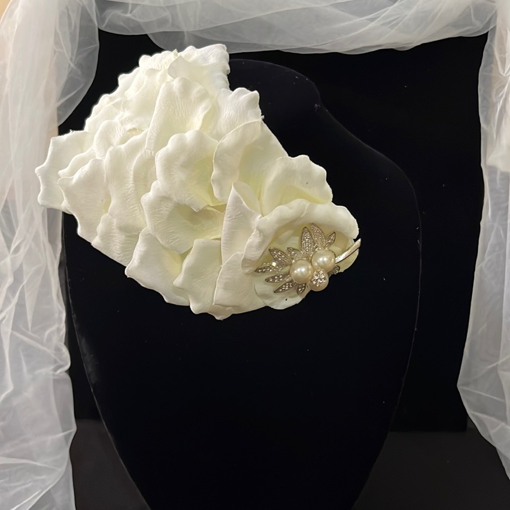 Floral Rhinestone and Pearl Headpiece